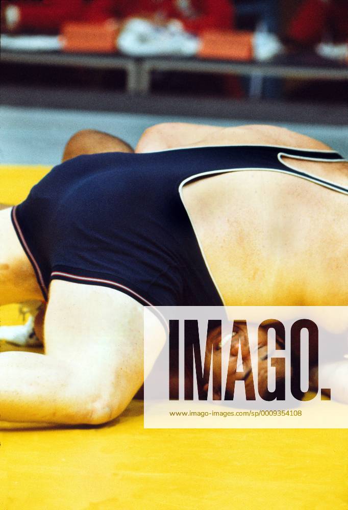 Judo : Munich Olympics 1972 Chris Taylor - USA lays on top of Yorihide Isogai - Japan