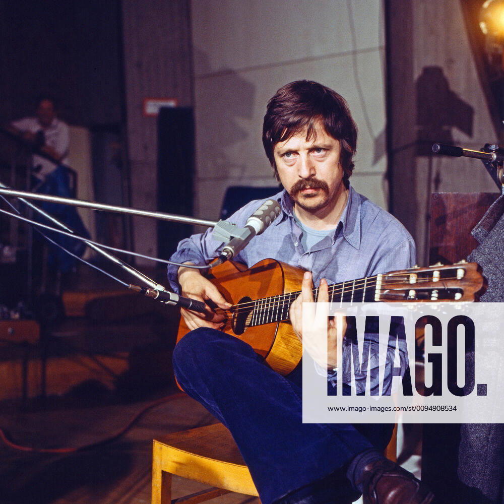 Wolf Biermann, deutscher Lyriker und Liedermacher, Deutschland 1970er Jahre. German singer and songwriter, Germany 1970s.