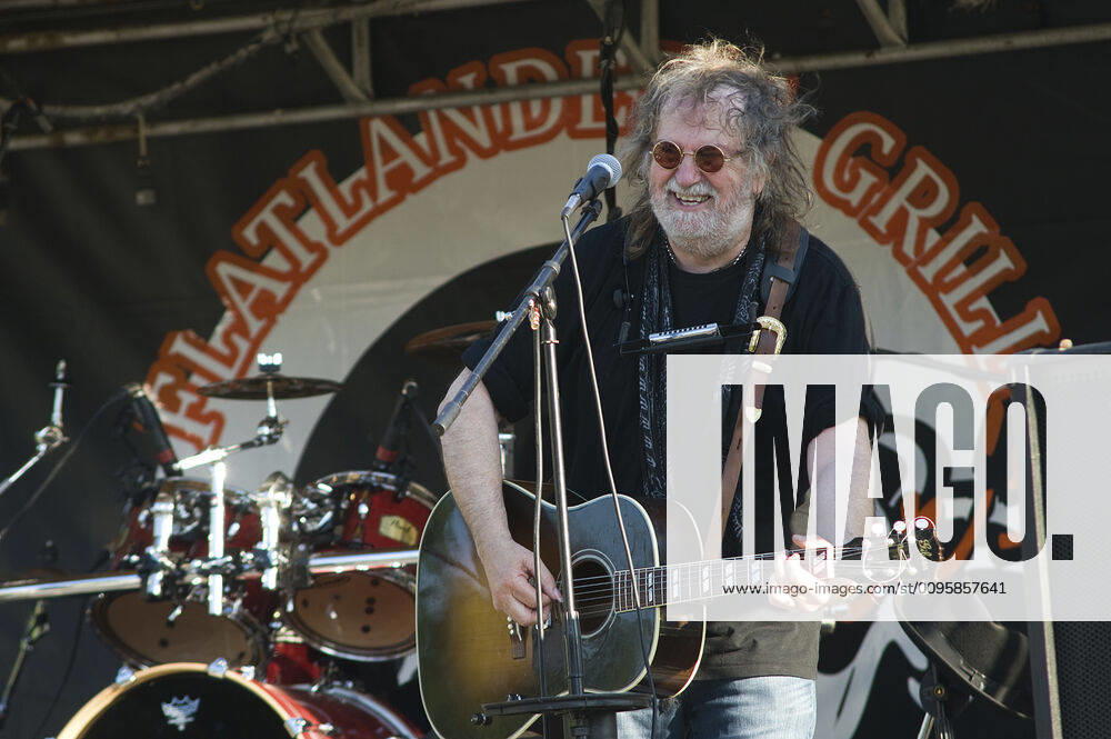 RAY WYLIE HUBBARD performs in the Outlaw Country Blues Festival Saturday at Flatlander s Bar & Grill. Hagerstown USA - ZUMA 20140531_mda_s250_158