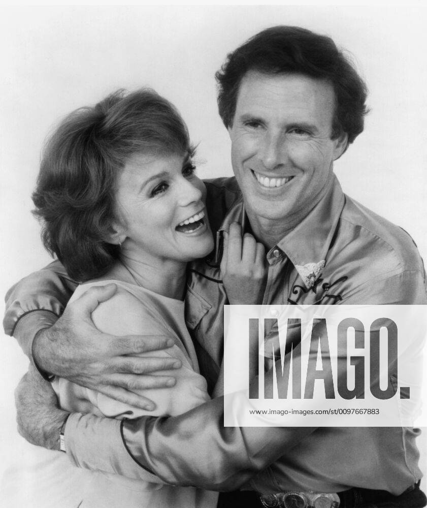 MIDDLE AGE CRAZY, from left: Ann-Margret, Bruce Dern, 1980. 20th Century-Fox Film Corporation, TM & Copyright courtesy Everett Collection Â©20thCentFox Courtesy Everett Collection PUBLICATIONXNOTxINxCANxCHNxFRAxITAxJPNxNORxPOLxRUSxESPxUKxUSA