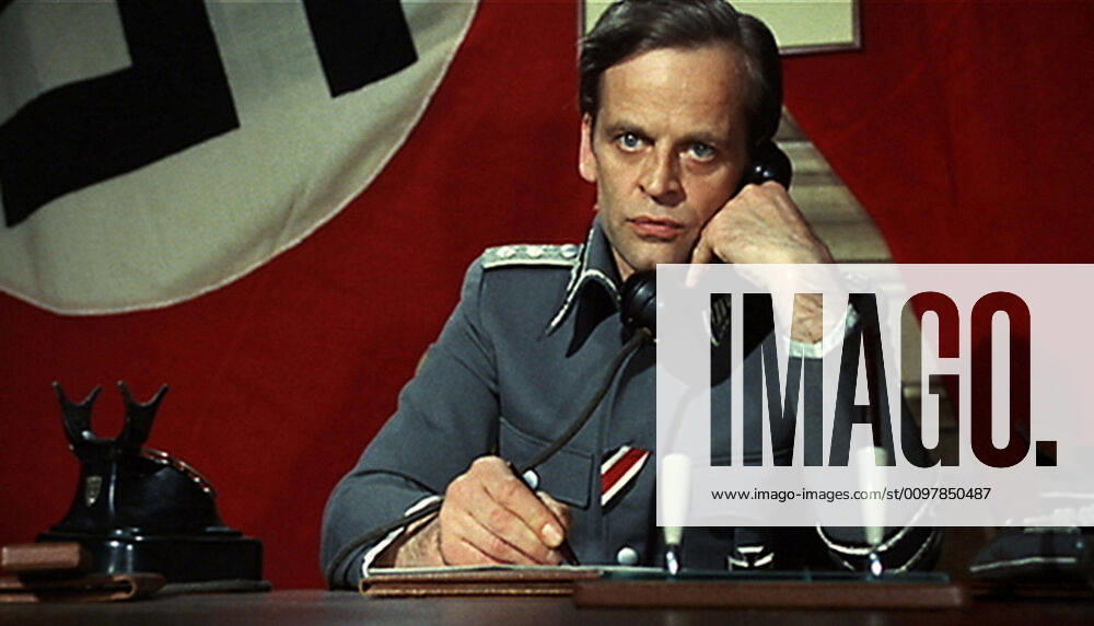CHURCHILL S LEOPARDS, (aka I LEOPARDI DI CHURCHILL, aka COMMANDO ATTACK, aka THE DIRTY DAM BUSTERS), Klaus Kinski, 1970 Courtesy Everett Collection !ACHTUNG AUFNAHMEDATUM GESCHÃ„TZT! PUBLICATIONXNOTxINxCANxCHNxFRAxITAxJPNxNORxPOLxRUSxESPxUKxUSA