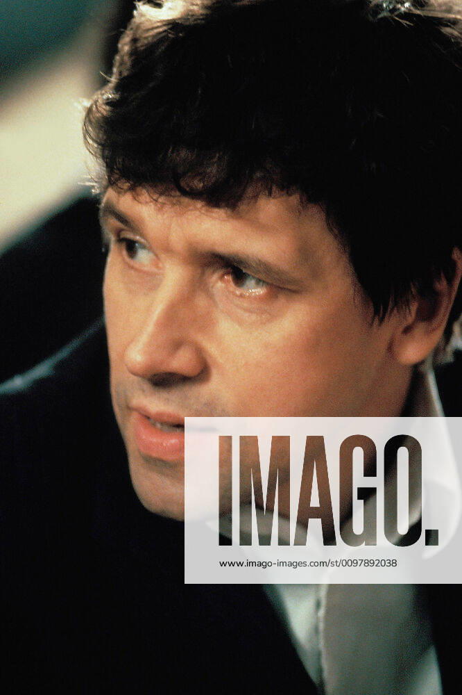 THE CRYING GAME, Stephen Rea, 1992, Miramax courtesy Everett Collection Miramax Courtesy Everett Collection !ACHTUNG AUFNAHMEDATUM GESCHÃ„TZT! PUBLICATIONXNOTxINxCANxCHNxFRAxITAxJPNxNORxPOLxRUSxESPxUKxUSA