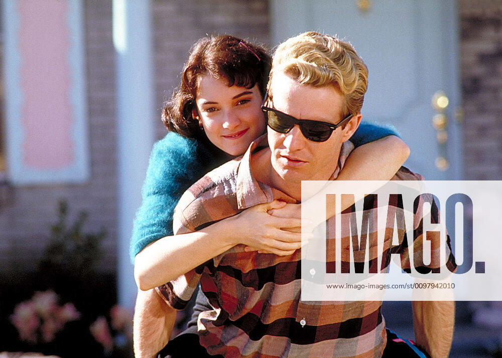 GREAT BALLS OF FIRE, Winona Ryder, Dennis Quaid, 1989, (c) Orion courtesy Everett Collection Orion Pictures Corp Courtesy Everett Collection !ACHTUNG AUFNAHMEDATUM GESCHÃ„TZT! PUBLICATIONXNOTxINxCANxCHNxFRAxITAxJPNxNORxPOLxRUSxESPxUKxUSA