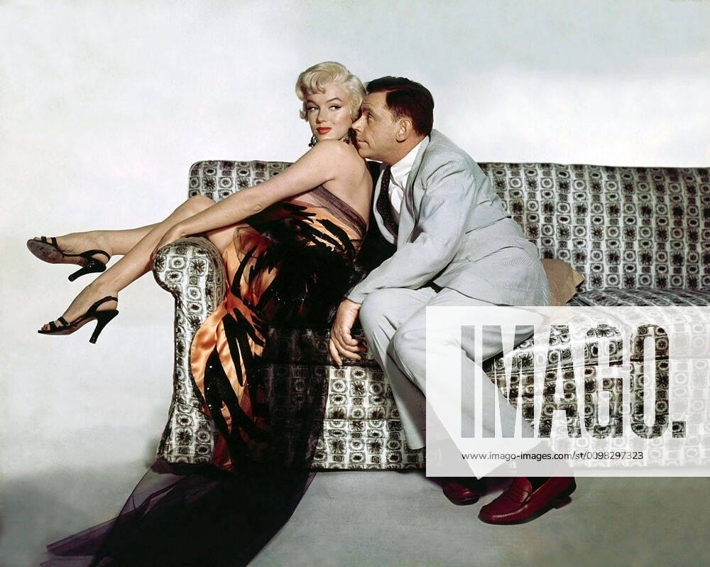 IMAGO ICONS: Marilyn Monroe THE SEVEN YEAR ITCH, from left: Marilyn Monroe, Tom Ewell, 1955, TM and Copyright (c) 20th Century Fox Film Corp. All rights reserved. Courtesy: Everett Collection 20thCentFox Courtesy Everett Collection !ACHTUNG AUFNAHMEDATUM GESCHÃ„TZT! PUBLICATIONXNOTxINxCANxCHNxFRAxITAxJPNxNORxPOLxRUSxESPxUKxUSA