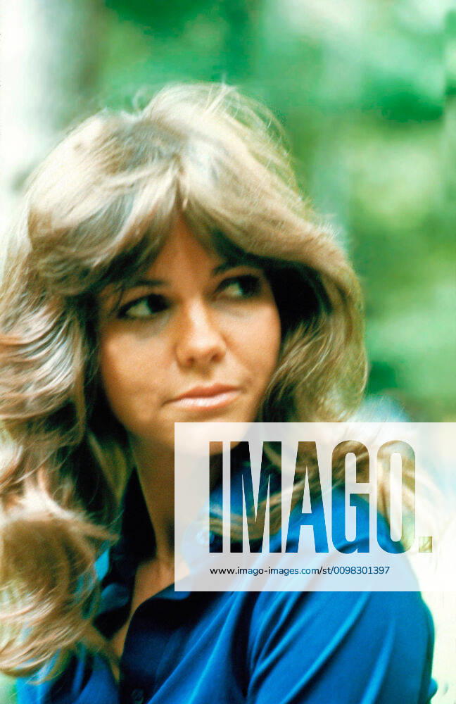 SMOKEY AND THE BANDIT, Sally Field, 1977 Courtesy Everett Collection !ACHTUNG AUFNAHMEDATUM GESCHÄTZT! PUBLICATIONXNOTxINxCANxCHNxFRAxITAxJPNxNORxPOLxRUSxESPxUKxUSA