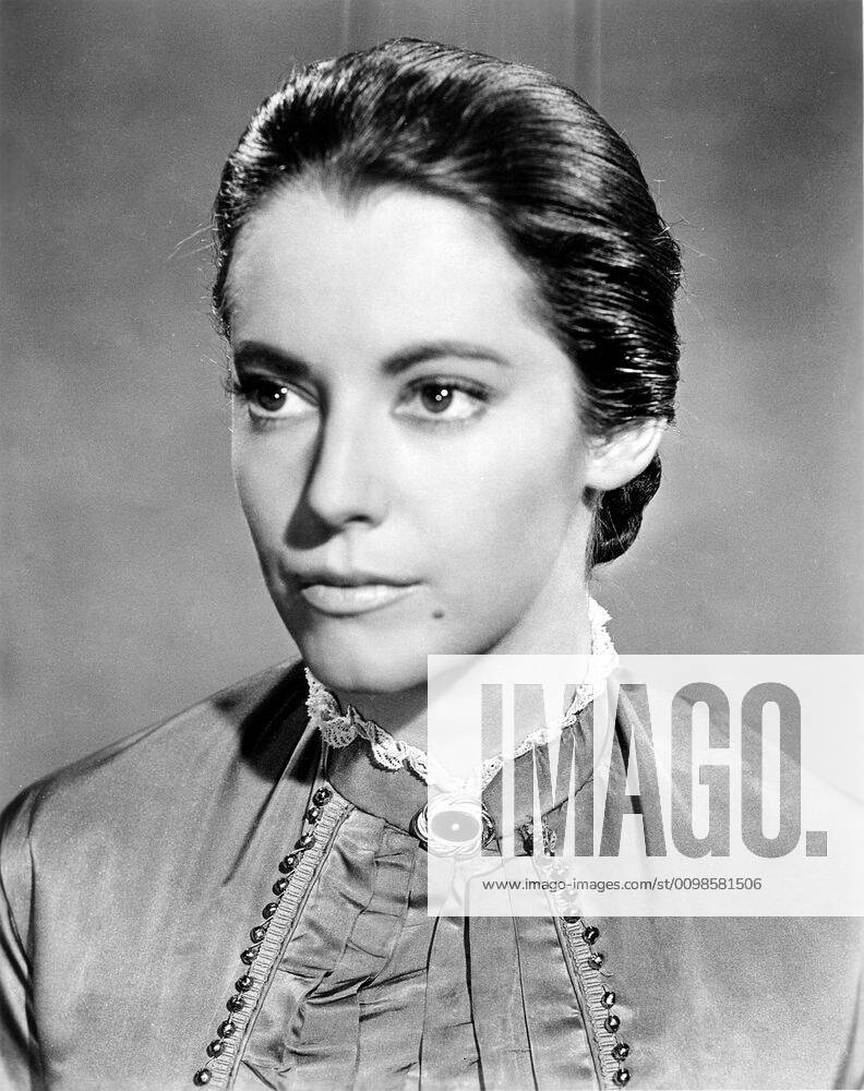 FREUD, (aka FREUD: THE SECRET PASSION), Susan Kohner, 1962 Courtesy Everett Collection !ACHTUNG AUFNAHMEDATUM GESCHÃ„TZT! PUBLICATIONXNOTxINxCANxCHNxFRAxITAxJPNxNORxPOLxRUSxESPxUKxUSA