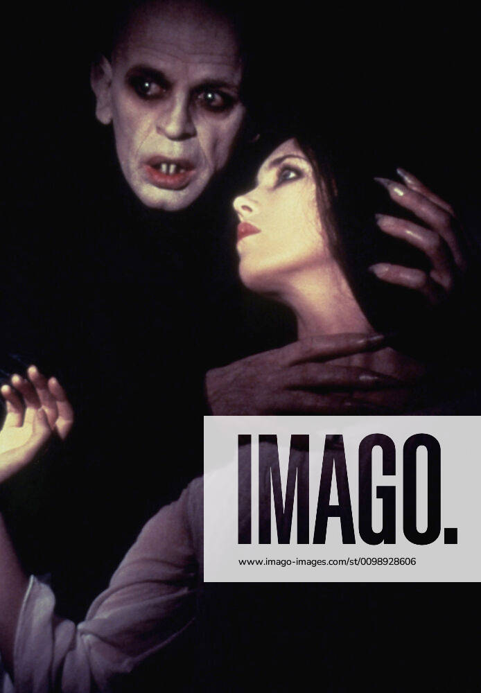 NOSFERATU THE VAMPYRE, (aka NOSFERATU: PHANTOM DER NACHT), Klaus Kinski, Isabelle Adjani, 1979, TM & Copyright (c) 20th Century Fox Film Corp. All rights reserved. 20thCentFox Courtesy Everett Collection !ACHTUNG AUFNAHMEDATUM GESCHÃ„TZT! PUBLICATIONXNOTxINxCANxCHNxFRAxITAxJPNxNORxPOLxRUSxESPxUKxUSA