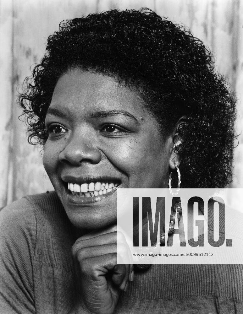 IMAGO ICONS: Maya Angelou CREATIVITY WITH BILL MOYERS, guest Maya Angelou, PBS-TV, 1982 PBS Courtesy Everett Collection !ACHTUNG AUFNAHMEDATUM GESCHÃ„TZT! PUBLICATIONXNOTxINxCANxCHNxFRAxITAxJPNxNORxPOLxRUSxESPxUKxUSA