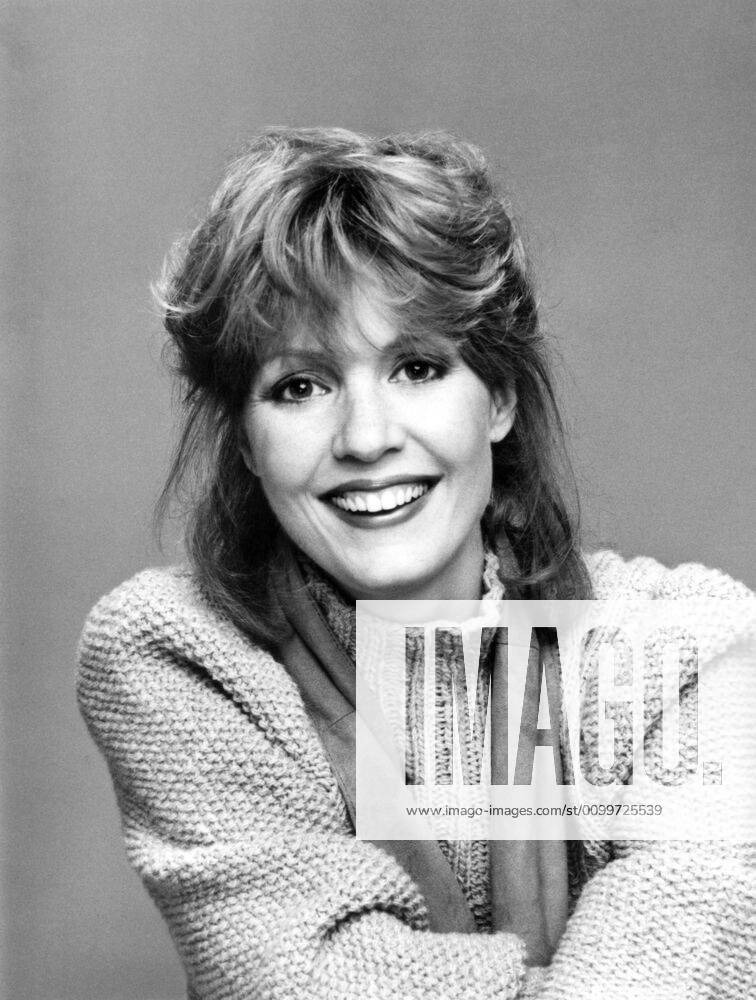 PAPER DOLLS, Anne Schedeen, 1984. MGM UA Television Courtesy: Everett Collection MGM Courtesy Everett Collection !ACHTUNG AUFNAHMEDATUM GESCHÃ„TZT! PUBLICATIONXNOTxINxCANxCHNxFRAxITAxJPNxNORxPOLxRUSxESPxUKxUSA