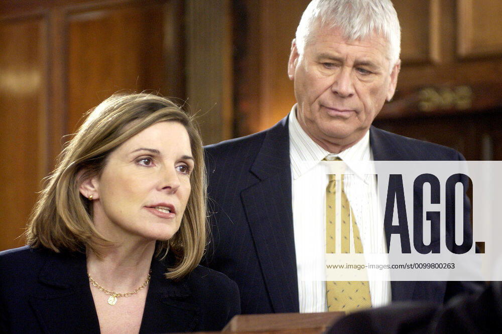 LAW AND ORDER: SPECIAL VICTIMS UNIT, Susan Saint James, Barry Bostwick, Gone , (Season 7, aired February 28, 2006), 1999-, photo: Barbara Nitke NBC Courtesy: Everett Collection NBC Courtesy Everett Collection !ACHTUNG AUFNAHMEDATUM GESCHÄTZT! PUBLICATIONXNOTxINxCANxCHNxFRAxITAxJPNxNORxPOLxRUSxESPxUKxUSA