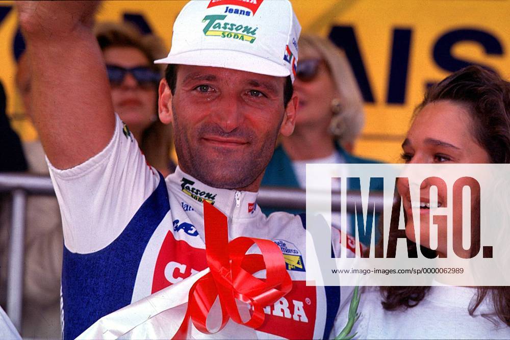 der-italiener-guido-bontempi-bei-der-siegerehrung-radsport-herren-tour