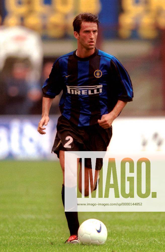 Christian Panucci (Inter) am Ball Fußball Herren Seria A 1999 2000 ...