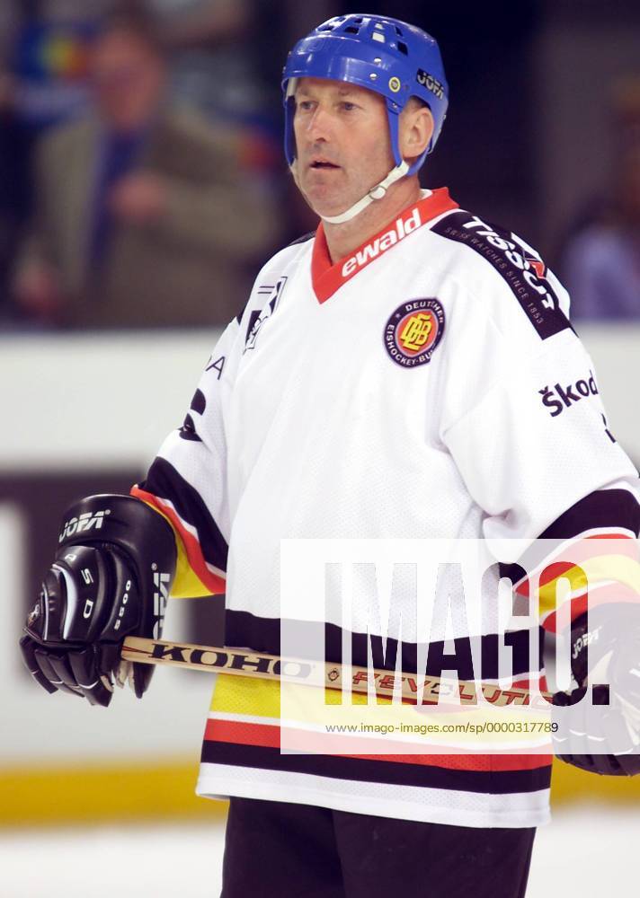 Peter Slapke (Traditionsmannschaft Deutschland, früher DDR) Eishockey ...