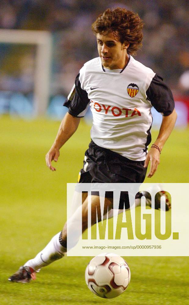 Pablo Aimar am Ball Fußball Herren Primera Division 2003 2004, 1