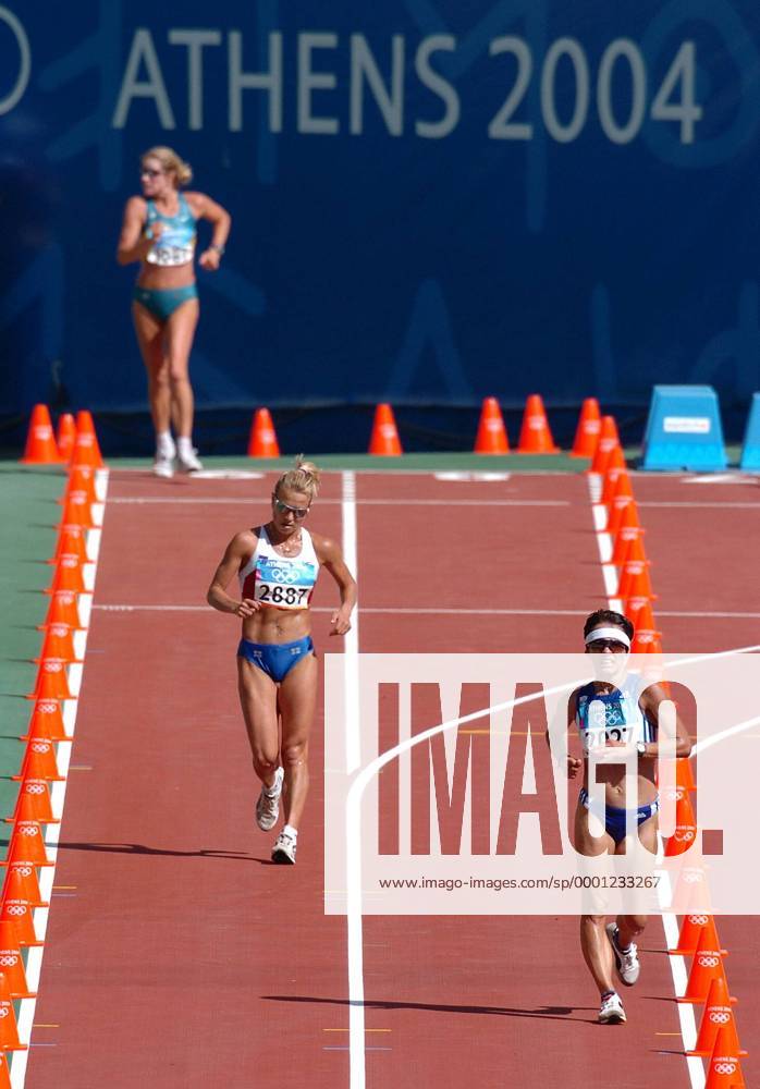 Zielgerade 20km Gehen v. vorn Olympiasiegerin Athanasia Tsoumeleka