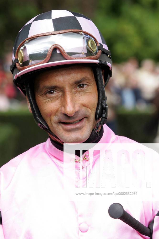 Jockey Stefano Landi (Italien) Pferdesport Herren Galopp 2006 ...