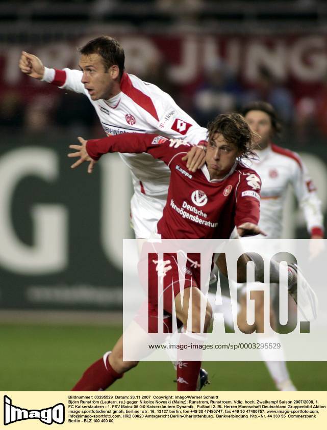 Björn Runström (Lautern, re.) gegen Nikolce Noveski (Mainz) Fußball 2