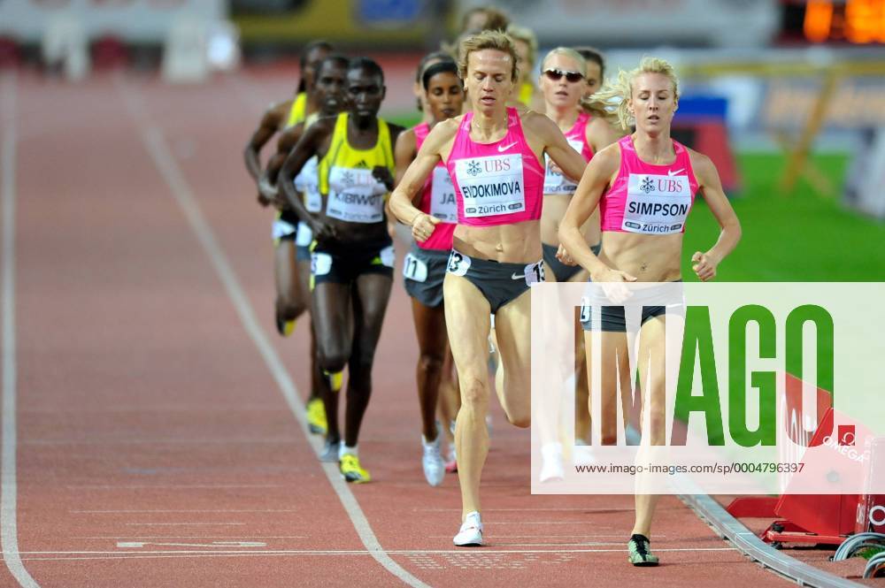 1500m Lauf der Damen mit Jemma Simpson (Großbritannien, re.) und