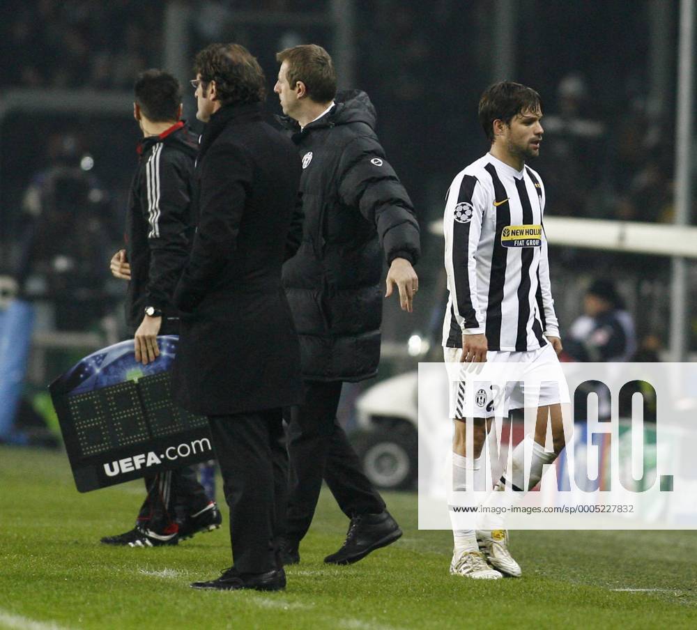 Juventus Turin (weiß) - FC Bayern München (rot) - Diego-Trainer Ciro ...