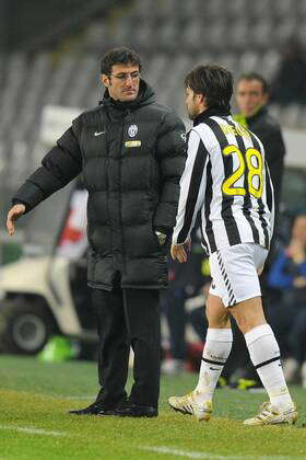 Juventus Turin Trainer Ciro Ferrara L und Diego