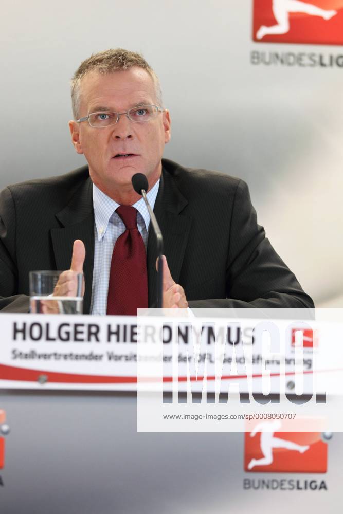 HOLGER HIERONYMUS DFL, BUNDESLIGA SPIELPLANPRAESENTATION DER SAISON ...