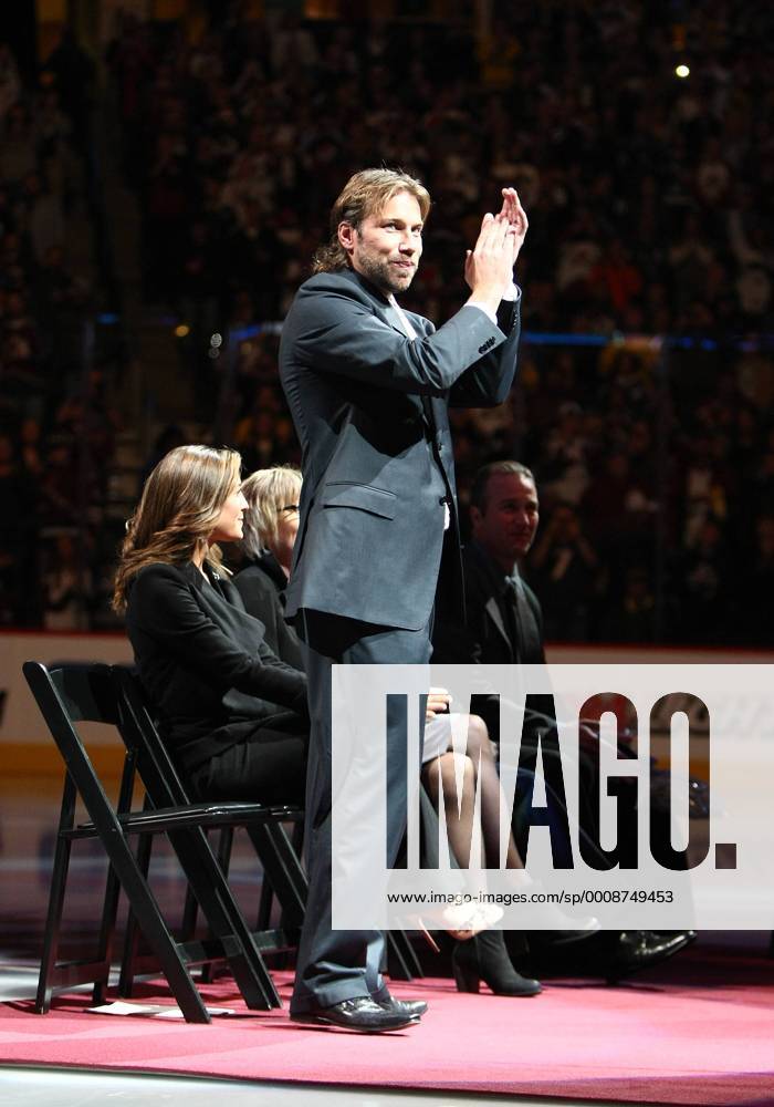 Avalanche retire jersey of Peter Forsberg in ceremony before