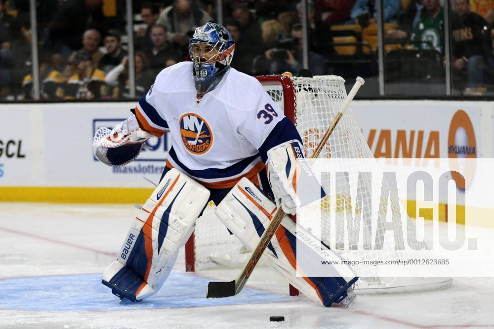 25 Jan 2013 New York Islanders Rick Dipietro 39 Makes A Save The