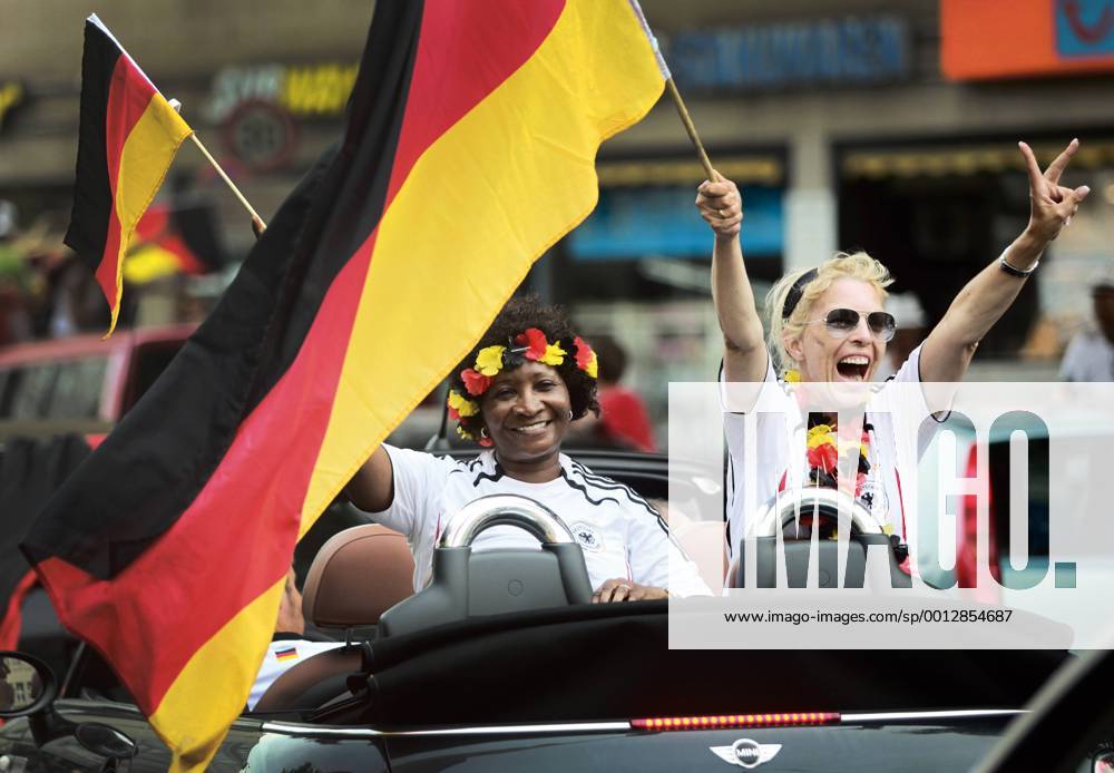 Deutschland Magnetfahne 30x20 Cm - Für WM, EM & Autocorso