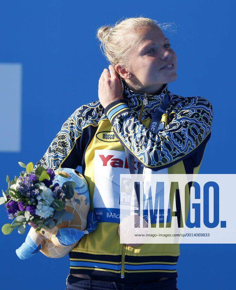 Iuliia Prokopchuk Of Ukraine Reacts During The Awarding Ceremony For The Women S 10m Platform Final 8518