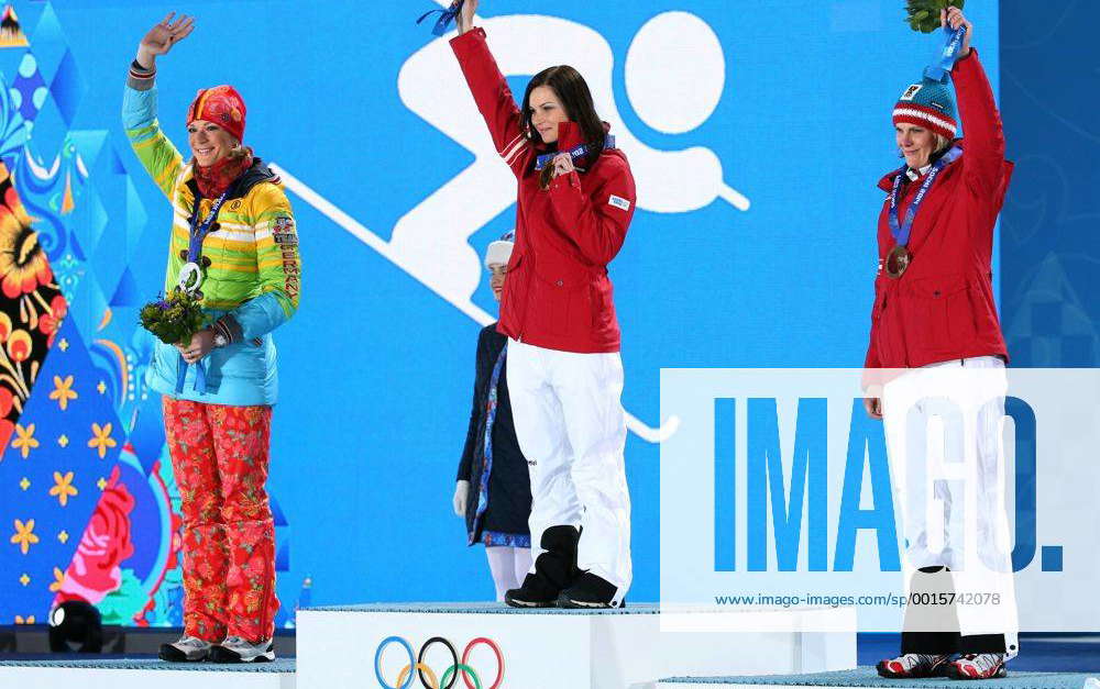 (From L to R) Germany s silver medalist Maria Höfl-Riesch, Austria s