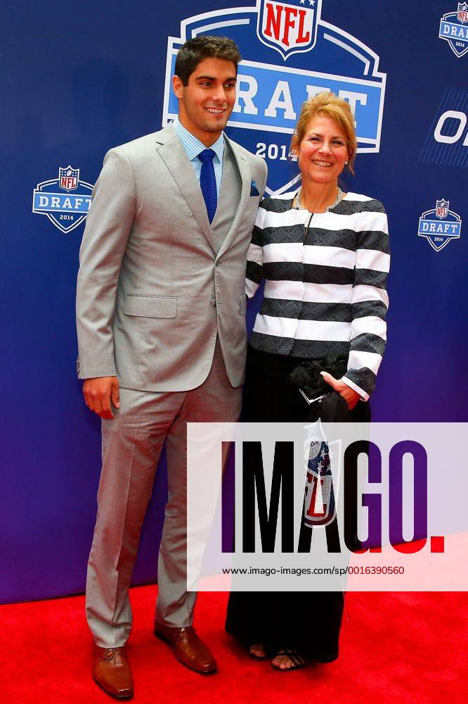 08 MAY 2014: Jimmy Garoppolo accomanied by Denise Garoppolo on the Red  Carpet at the 2014