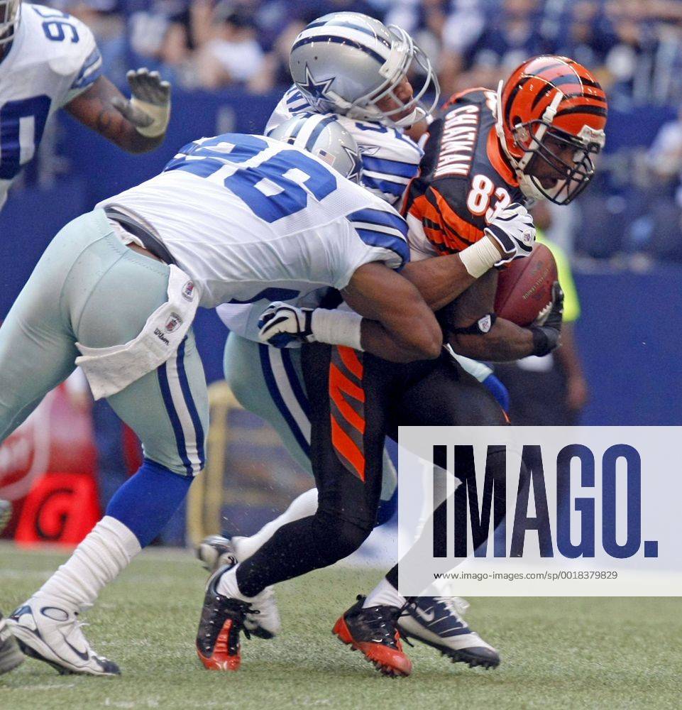 Oct. 5, 2008 - Dallas Cowboys Ken Hamlin (26) and Orlando Scandrick (32)  stop Cincinnati Bengals Ant