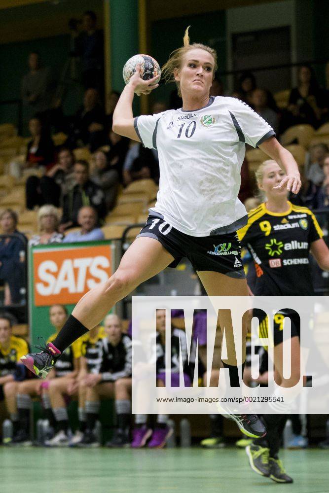 151002 nnereds Beatrice Nilsson under handbollsmatchen i