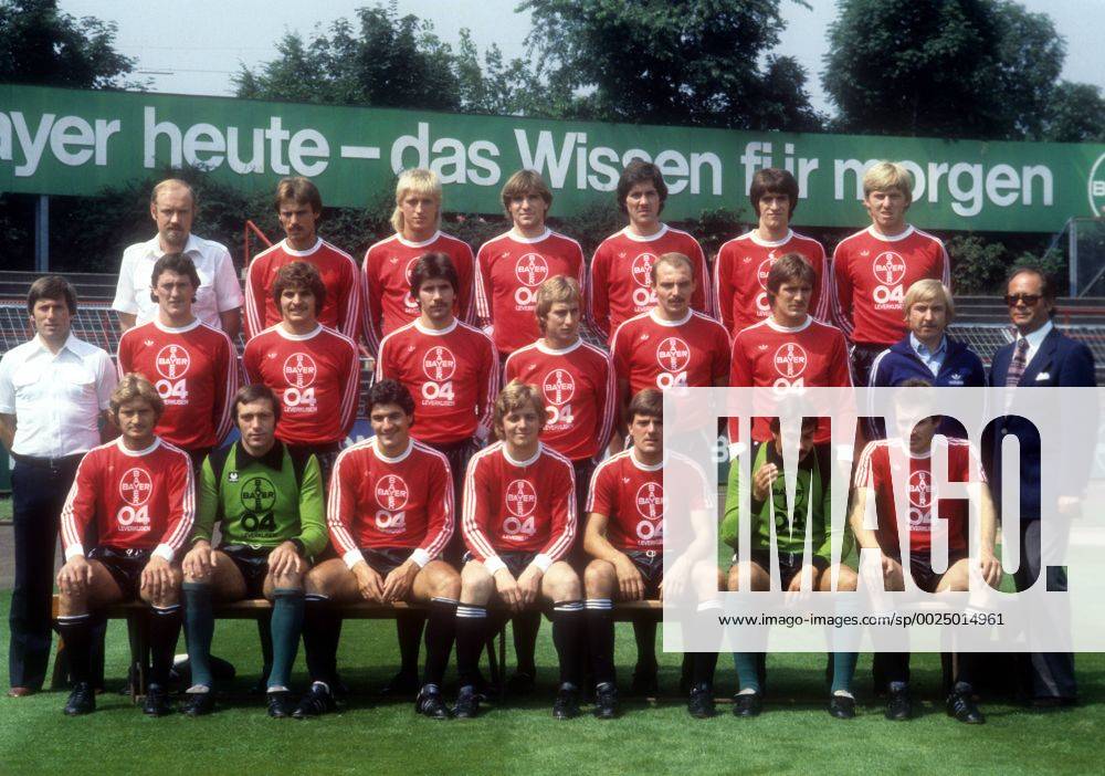 Kader Bayer 04 Leverkusen 1978 1979 Mit Trainer Willibert Kremer (Mitte ...