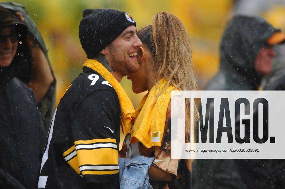 September 18th, 2016: Ariana Grande & Mac Miller during the