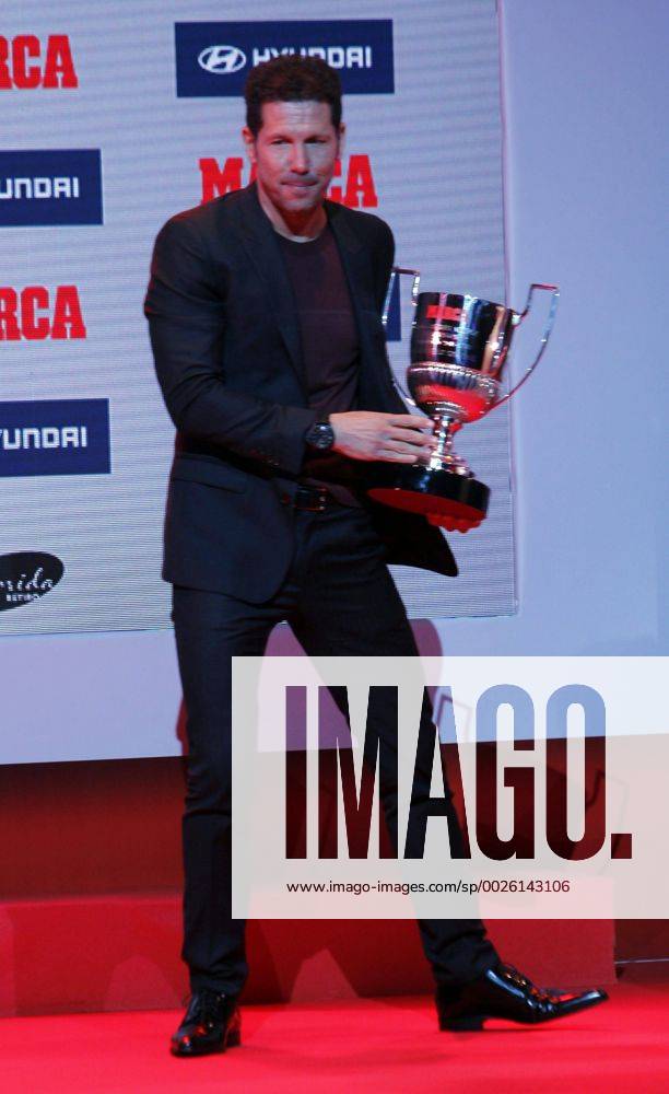 Fußball, Marca Awards in Madrid - Spieler der Saison 2015 2016 ...