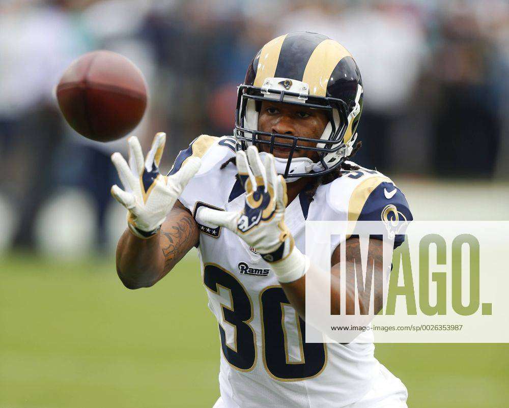 November 20, 2016 Los Angeles Rams running back Todd Gurley (30) in action  during the NFL