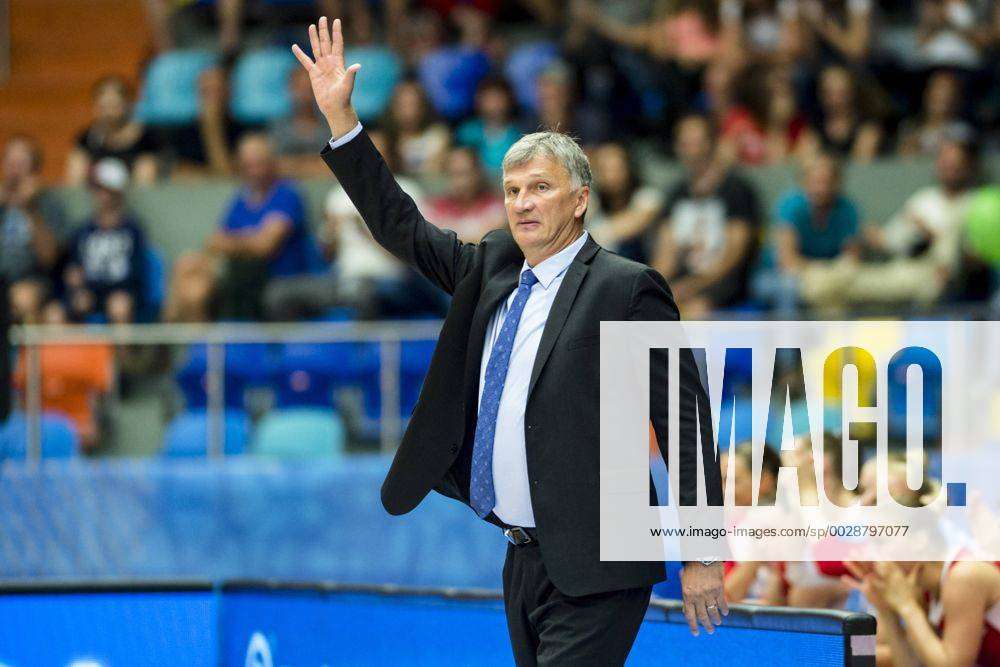Czech coach Ivan Benes gestures during the FIBA Women s European ...
