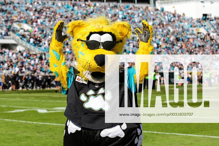 JACKSONVILLE, FL - DECEMBER 17: Jaxson De Ville, the Jacksonville Jaguars  mascot, performs during th