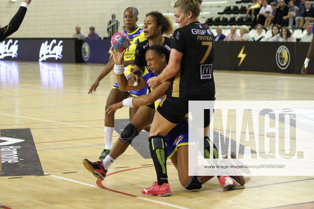 Beatrice Edwige Metz HANDBALL LFH 5eme journee Paris 92 vs