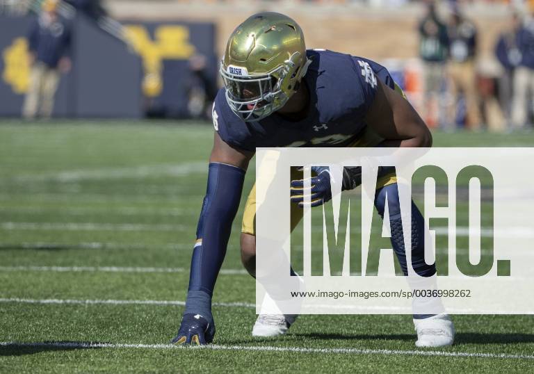 October 13, 2018: Notre Dame defensive lineman Khalid Kareem (53 ...