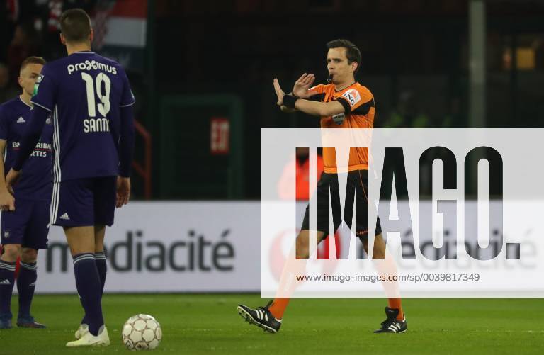 Standard de Liege vs Rsc Anderlecht LIEGE, BELGIUM - APRIL 12