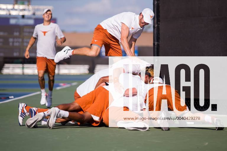 ORLANDO, FL MAY 19 Members of the University of Texas tennis team