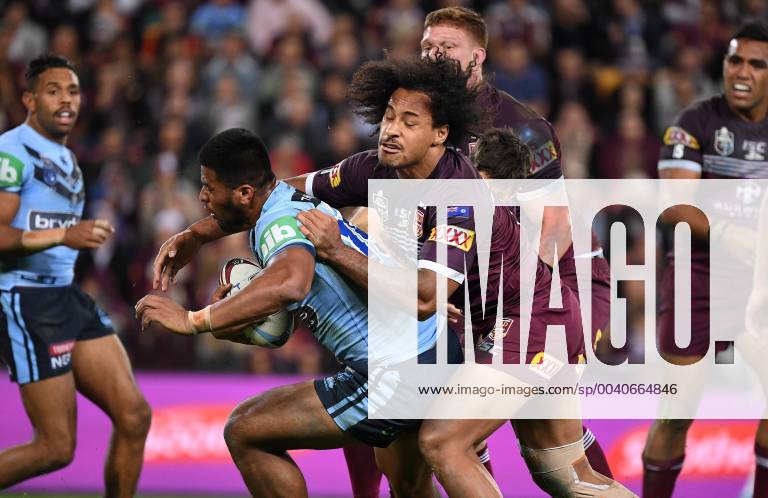 STATE OF ORIGIN I, Felise Kaufusi of the Maroons tackles Payne Haas of ...