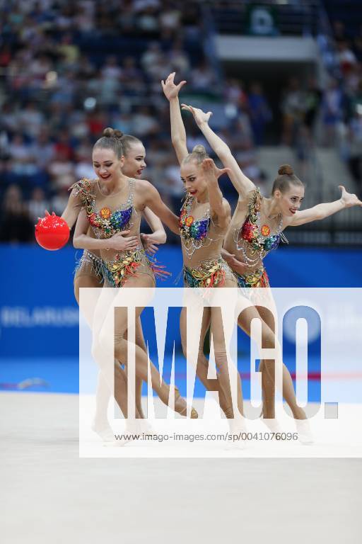 Erotik porno videolar Veb-porno tomosha qilishni taklif qiladi