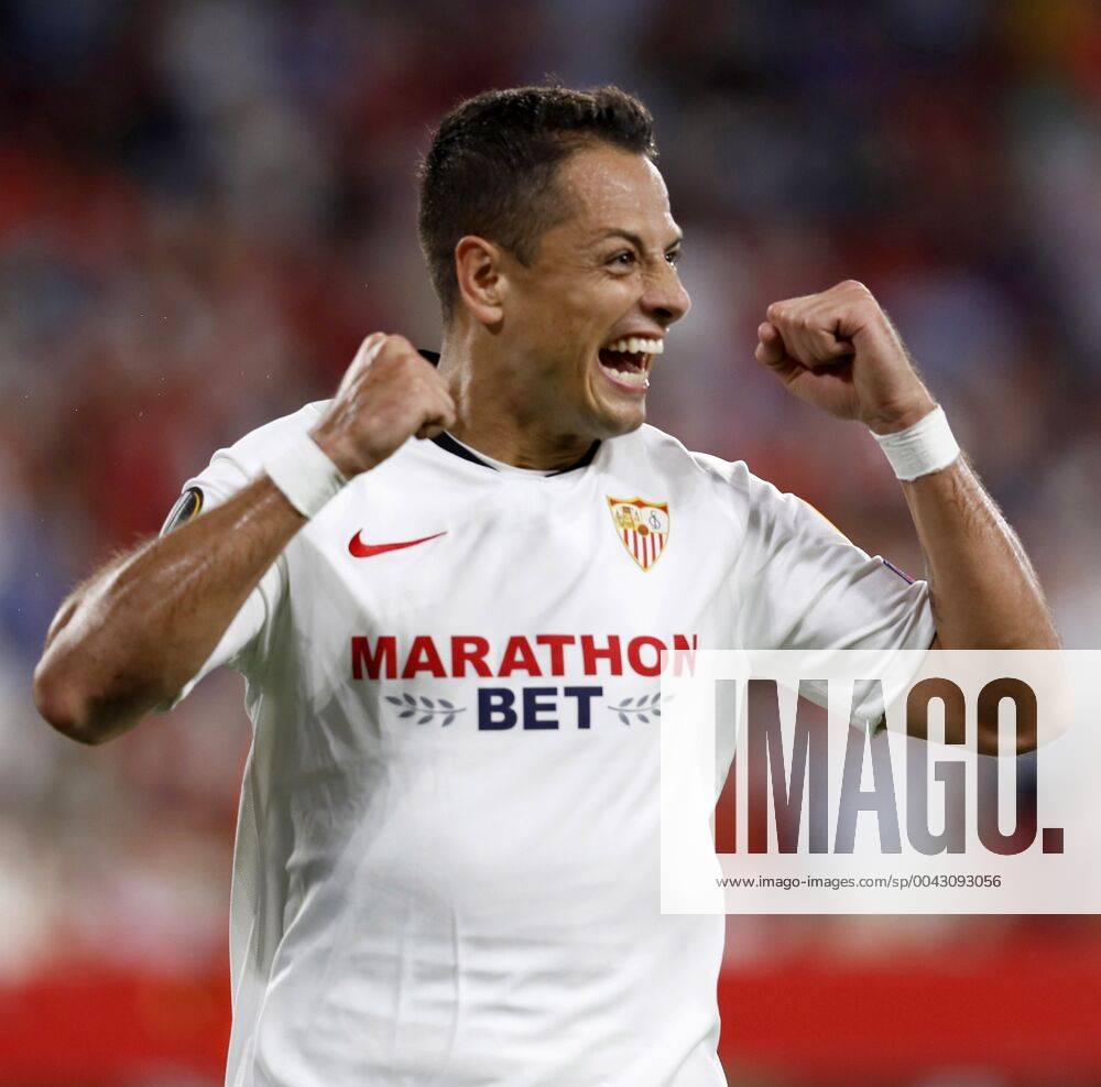 Sevilla fc chicharito sales jersey