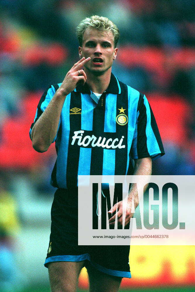 インテル・ミラノ 90s bergkamp Dennis Bergkamp Inter Milan FC 28 September