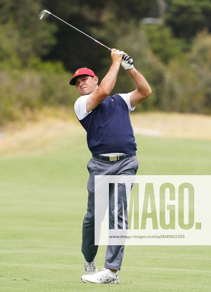 GOLF PRESIDENTS CUP, Gary Woodland of the United States team plays a ...