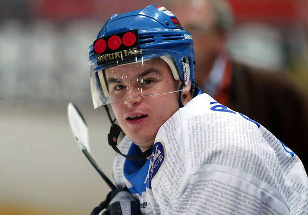 EHC Muenchen 17 10 2004, Ice sports stadium in the Olympiapark Muenchen ...