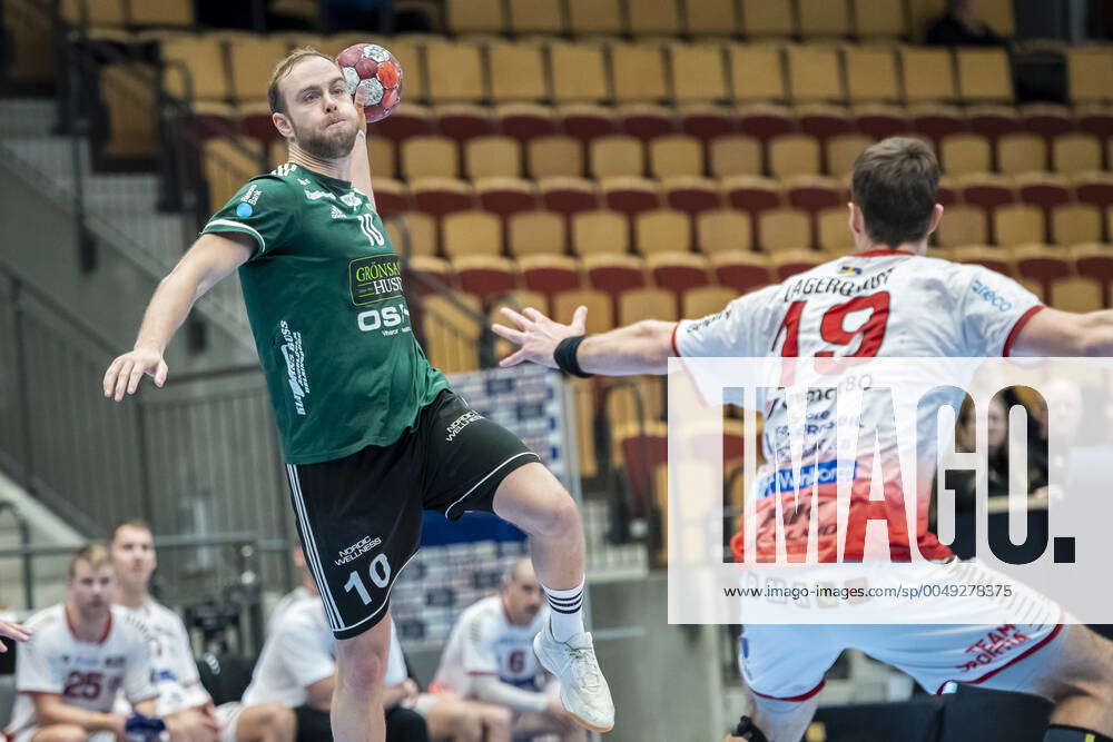 201121 Helsingborgs David Florander during the handball match in the ...